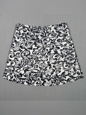 Title Nine Skort Women’s XSmall Dream Swing Skirt Built In Shorts Paisley Print